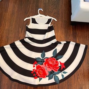 Size S Black & White Dress w/ Roses